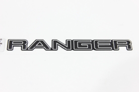 Emblema 'Ranger' Ranger Raptor Traseiro Preto