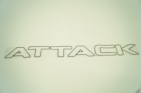 Emblema 'Attack' Frontier 08/... Preto